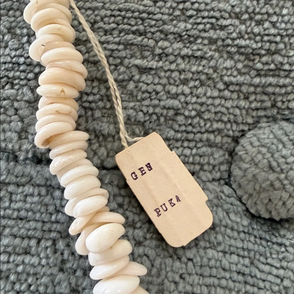 Vintage Genuine Puka Shell Choker Necklace - Picture 4 of 4